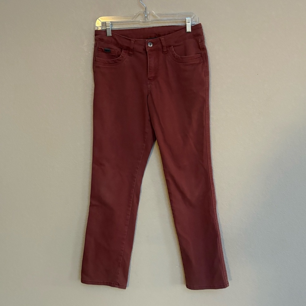 KÜHL Women’s 6 Short Stretch Straight Leg Burgundy Outdoor Casual Jeans‎ Outdoor